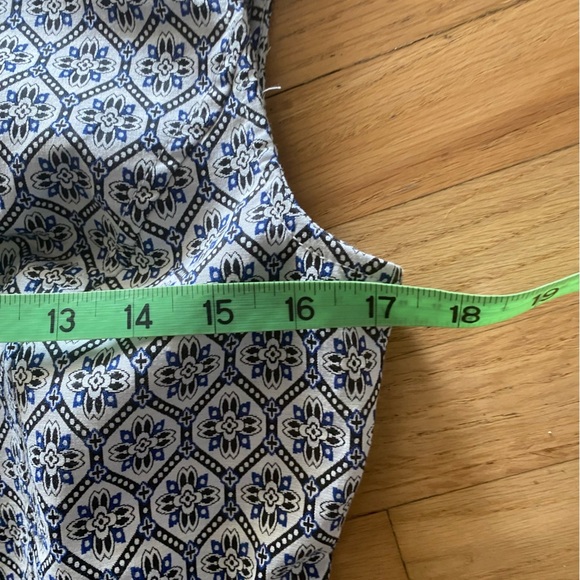 Max Studio pleated Printed Dress size Medium - Picture 6 of 7